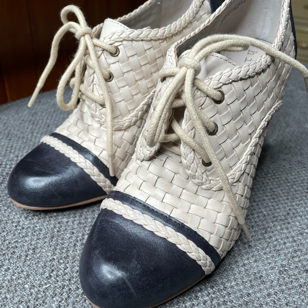Hinge Leather Booties (Size 6)